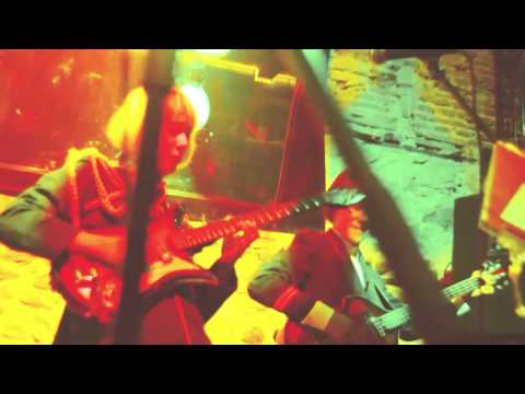 "Брала мома къпини" - тотален хит в японските дискотеки