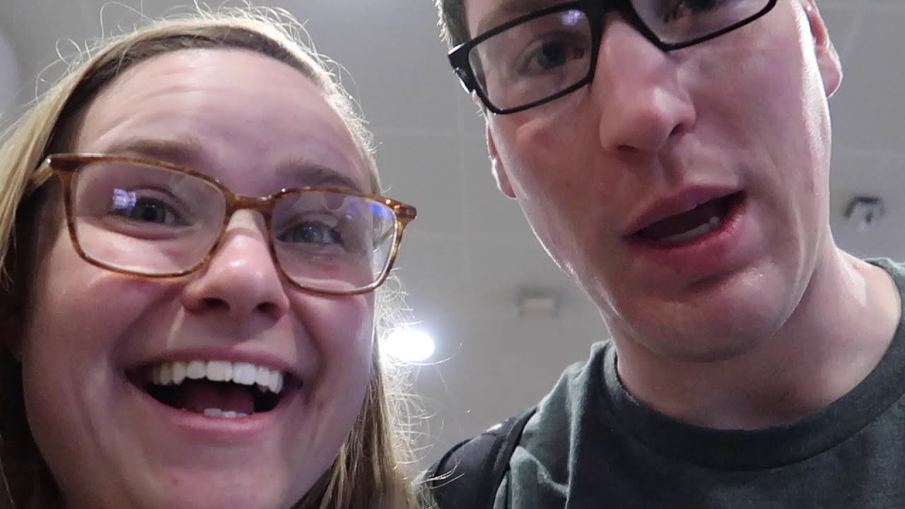 V10 China Eastern First Class Lounge