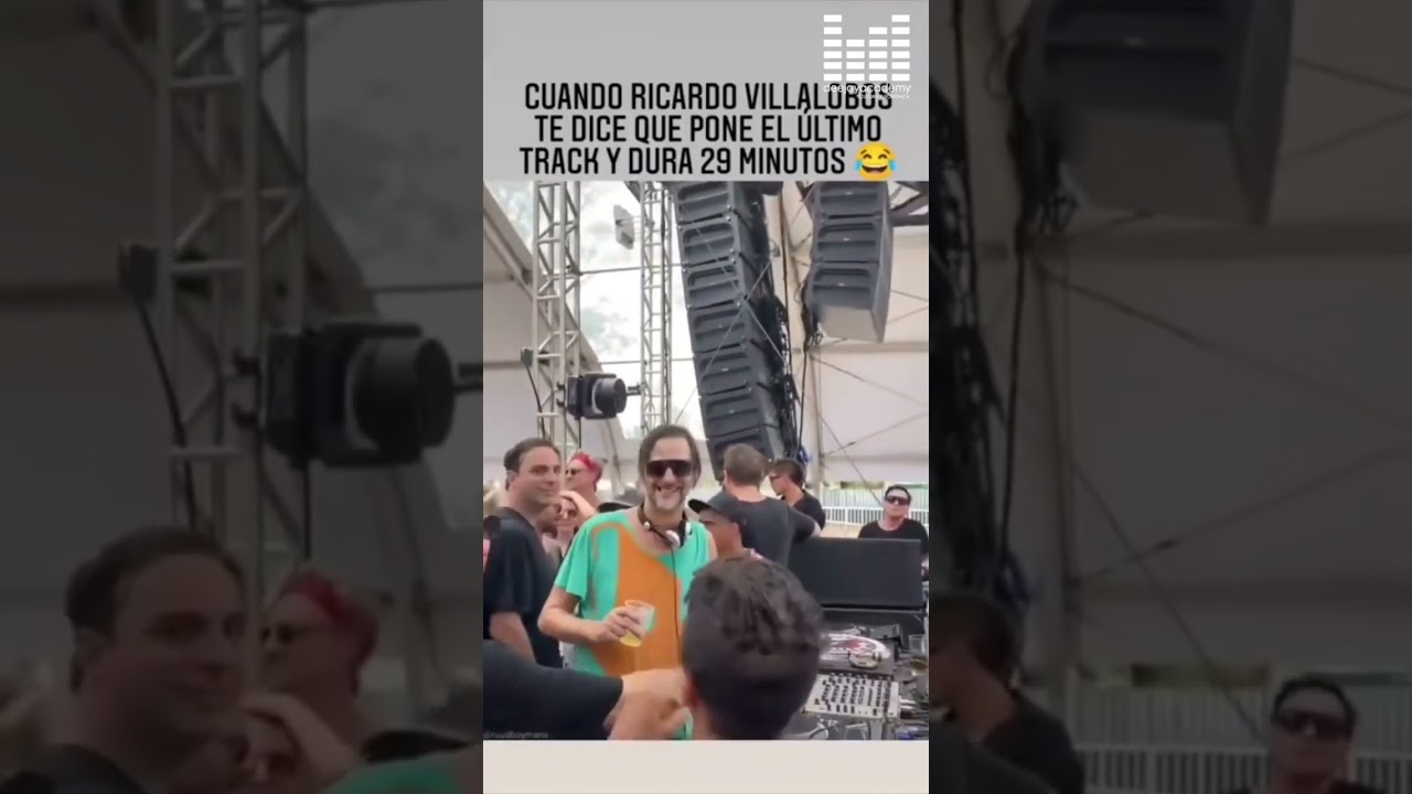 Cuando Ricardo Villalobos te dice que pone el último track 😏🔉