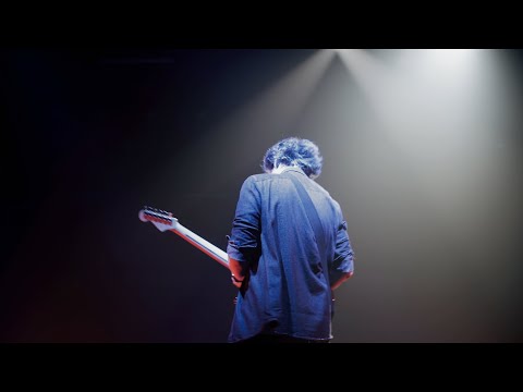 Dim The Lights - Live Version