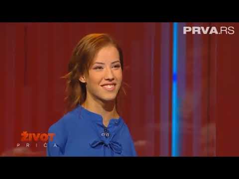 GIRL WITH WINGS / No upper limbs / Life Tells A Story - Dejana Backo 2016.