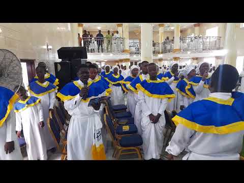 CCC Yoruba hymn 235  Emi mimo sokale Fi ogo orun by King's Choir