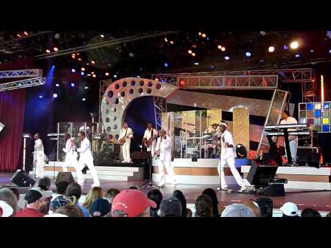 Thumbnail for KOOL AND THE GANG - LADIES NIGHT - Live @ Epcot, Oct 2010 by Neil Smith