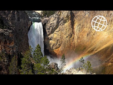image-How far apart are Yellowstone and the Grand Canyon?