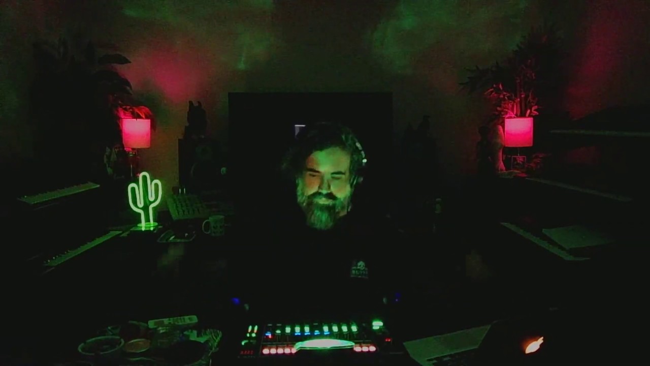 Henry Saiz - Live @ Home #40 2020 Club Sessions