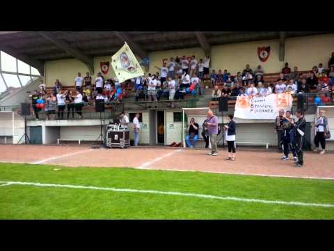 L entree des joueurs dernier FCBP-joeuf!!!!