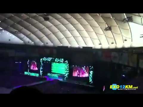 Fancam 120805 Kris, Amber & Key   Like a G6 @ SM Town in Tokyo