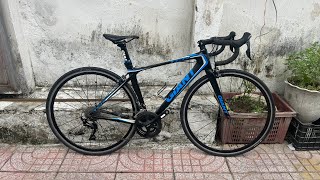 Giant carbon advanced 2 size s, good appearance ceramic wheel. Contact 0377.601.558