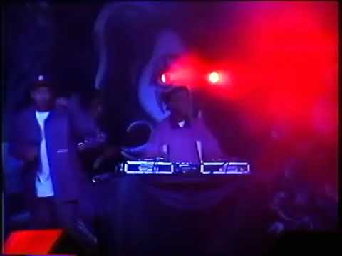 Racionais Mc's- Qual mentira vou acreditar ao vivo