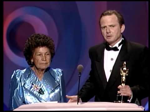 Dances With Wolves Wins Adapted Screenplay: 1991 Oscars