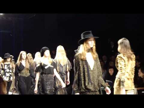 Milan Fahion Week Woman: Angelo Marani F/W 2010-2011 (II)