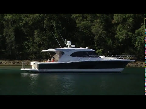 Riviera 445 SUV profile video
