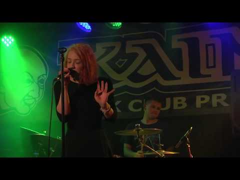 Čardáš Klaunů - Čardáš Klaunů feat. Tea - Zločin a Trest