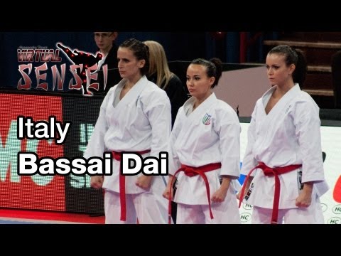 Italy female team - Kata Bassai Dai - 21st WKF World Karate Championships Paris Bercy 2012