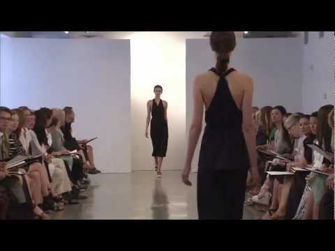 Calvin Klein Collection Resort 2012 Runway Show
