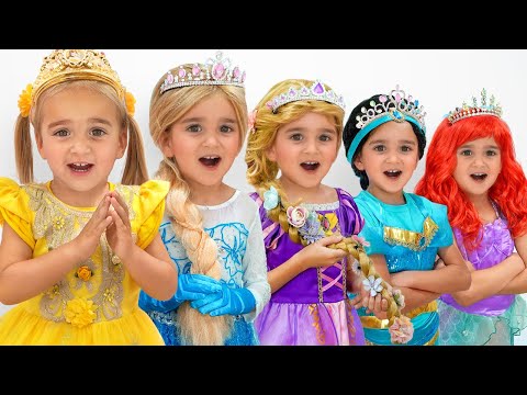 Girls turn into princesses with magic crowns from a vending machine!