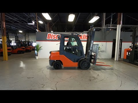 TOYOTA 8-series 8FDU30 6,000lb Diesel #1611 - Forklift for Sale