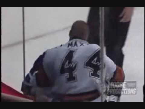 Richard Greenop vs Tommy Maxwell