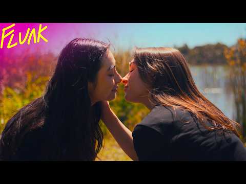 Her Kiss Changed Everything - Flunk S6 E03 (Lesbian, Romance)