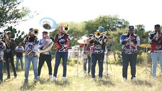 CRUSILLO Estrada - La Feria de Las Flores - Mi GUSTO es (En Vivo) - La Máxima Banda