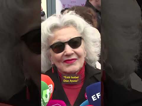 Almodóvar y Marisa Paredes, un encuentro íntimo y muy emotivo | Fotogramas