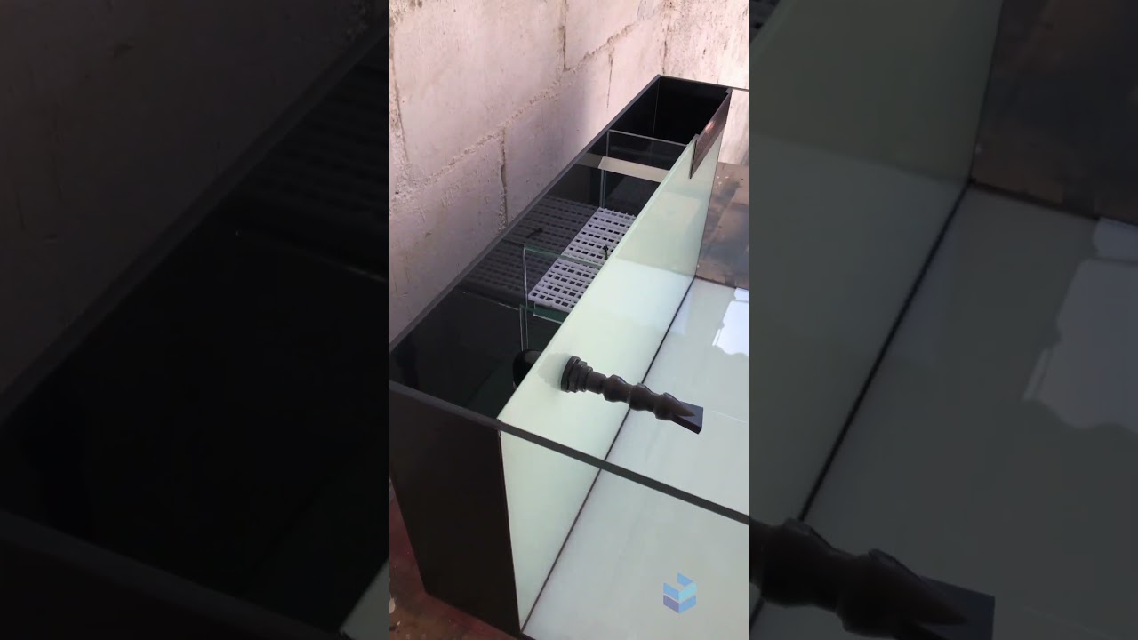 Aquário Sump Traseiro 80x50x40 Vidro 8mm Lapidado sem Travas