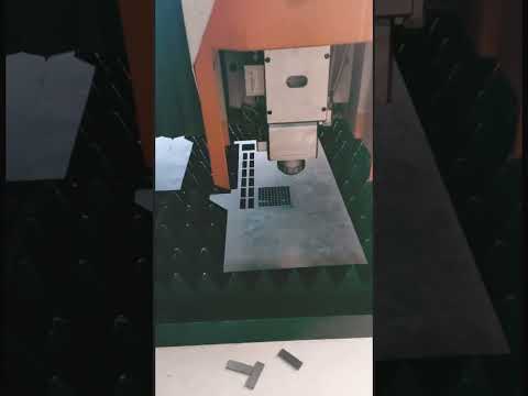 Laser metal cutting machine