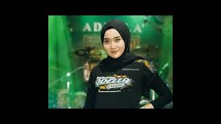 Download lagu Yeni Inka ft ADELLA Jatuh bangun official music mp3