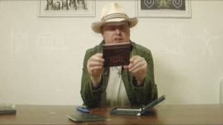 Luke Haines Is Alive & Well & Living In Buenos Aries - Heavy Frenz The Solo Anthology (2001-2017)