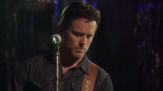 Charles Esten (Deacon) Sings "Like New" - Nashville