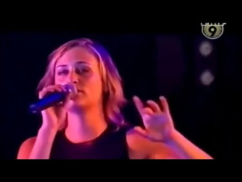 Hooverphonic - Barabas (live in Lowlands 2001)