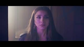 Video zu 'Deine Schuld' ansehen Video zu 'Deine Schuld' ansehen