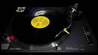 2 In A Room – Music's Hypnotizing 1989