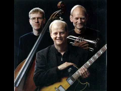 Sweet Jazz Trio   Lotus Blossom