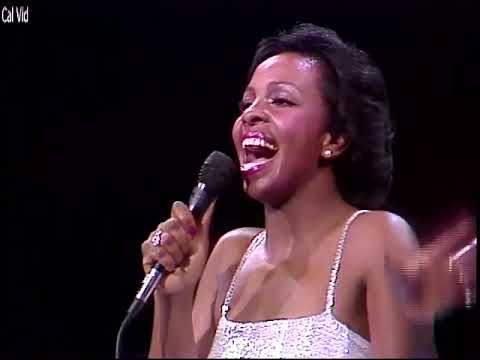 Gladys Knight & The Pips Neither One of Us Live