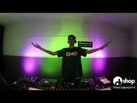 Azael vs. Hardwell ft. Jake Reese - Night Fury vs. Run Wild (EMKR Intro Edit)