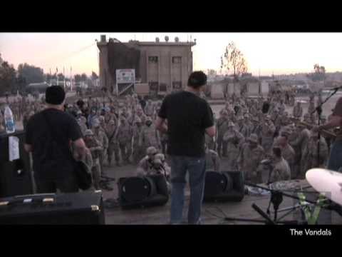 The Vandals Play For U.S. Troops in Iraq. (Sadr City)- Nice Army Moshpit