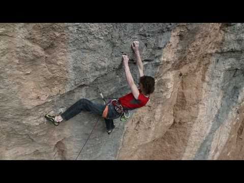 ADAM ONDRA - Working Golpe de Estado in Siurana