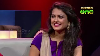 Jhoom le | Priyanka Barve | Khayal - YouTube
