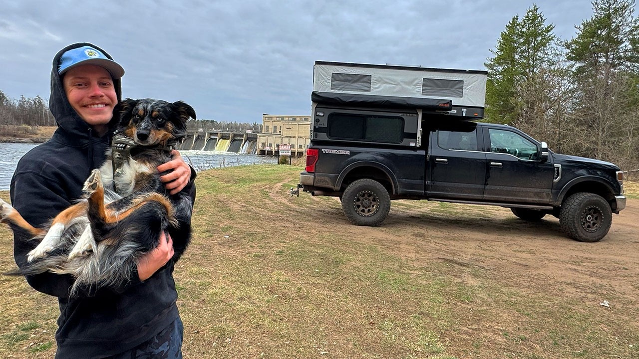 Camping at a Spillway W/ my friend and his dog - Carp fishing, and Creamy Garlic Pasta