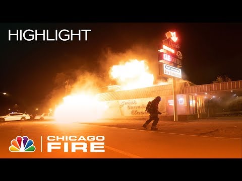 Firehouse 51 Gets Caught in a Fire at a Laundromat - Chicago Fire