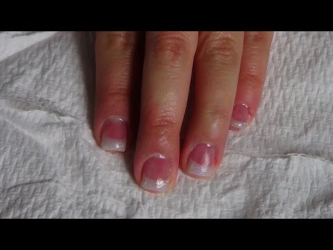 Short White Glitter Nails
