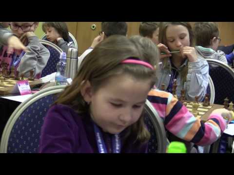 ♗ D08 2.4. Agáta Berková - Karin Kaufmanová 0:1