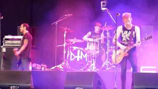 X &amp; Don&#39;t Lie, by Dead To Me (@ Groezrock, 2011)