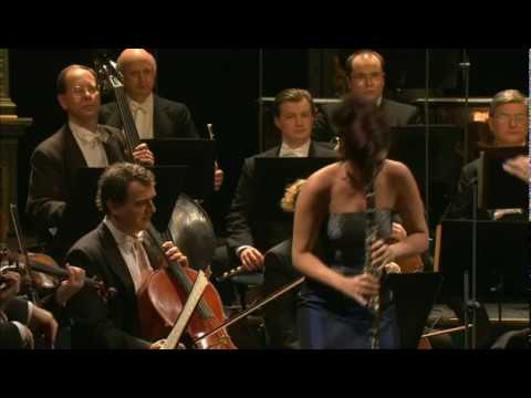 Sharon Kam plays Mozart Clarinet Concerto K.622 - Allegro