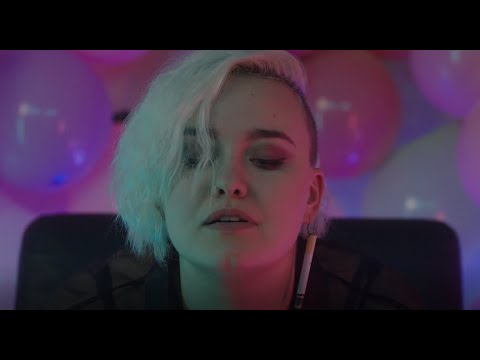 Clara Clasen - "late to the party" | Official Music Video