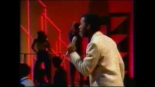 Stevie Wonder dance segment / Jeffrey Osborne "I Really Don't Need No Light" (Live)