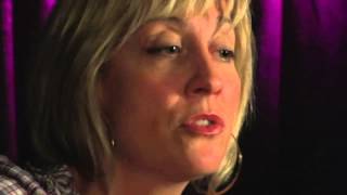 Amy Speace "Manila Street"