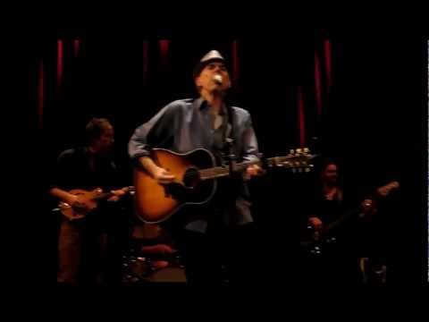 John Hiatt & The Combo - Crossing Muddy Waters (live 2012)