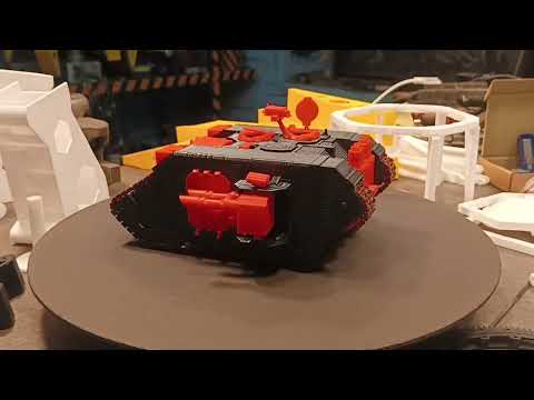 Warhammer 40k Space Marines Land Raider